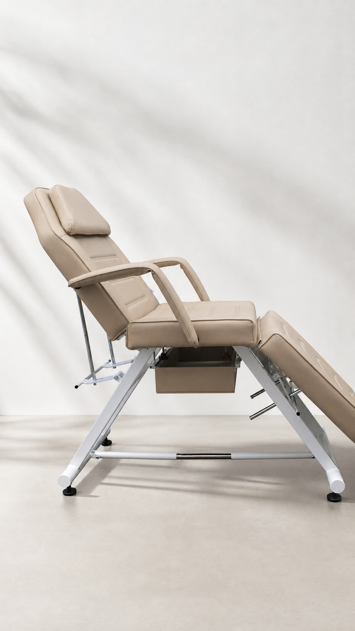Monica - Beauty Bed - Nude Beige