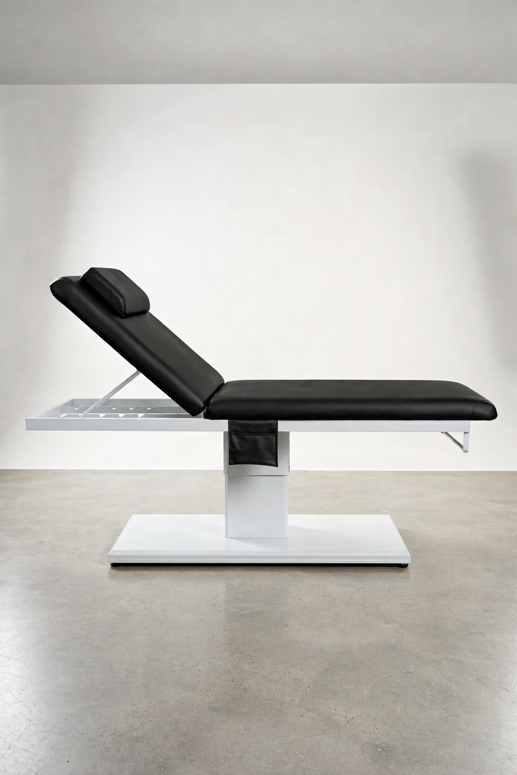 Elevate Pro - Electric - Treatment Bed - Black